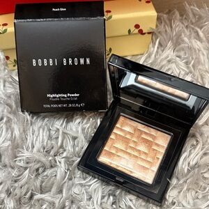 Bobbi Brown Highlighting Powder
